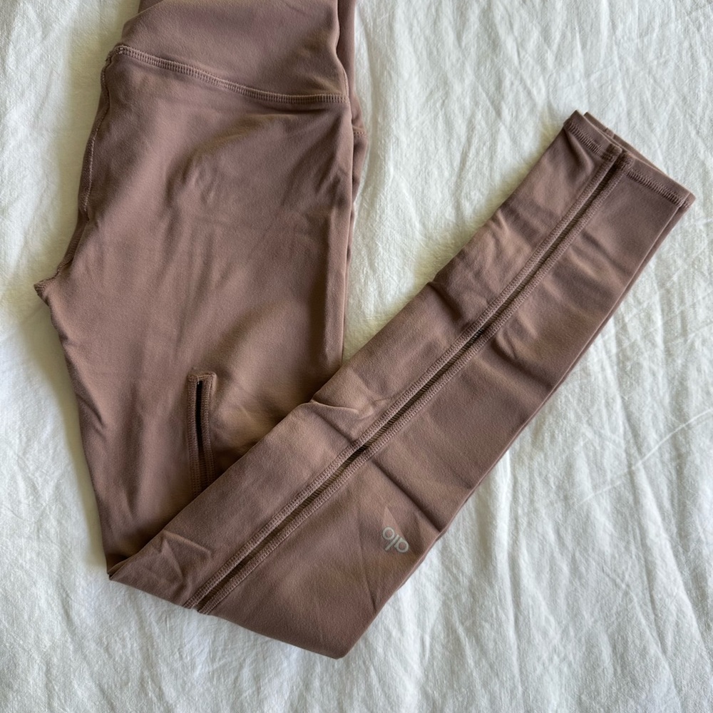 ALO Yoga Mauve Leggings size S